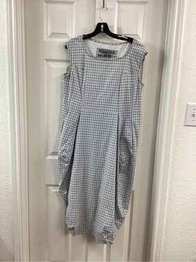 Light Gray Gingham Sleeveless Maxi Dress
